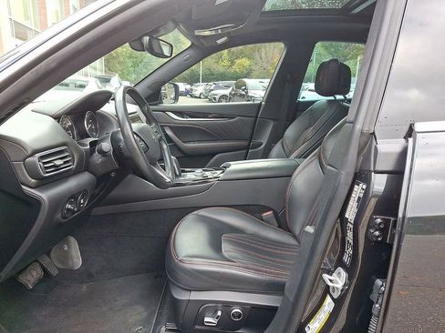 Certified 2022 Maserati Levante GT image 11