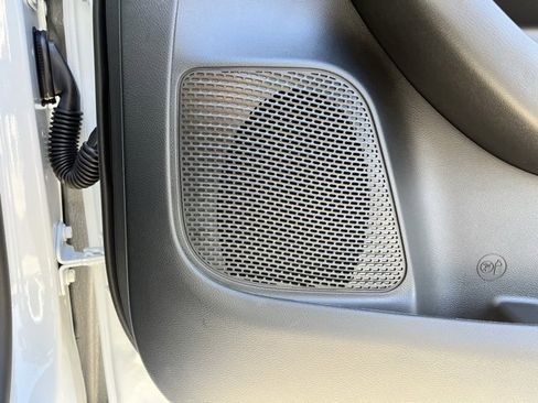 New 2026 Chrysler Pacifica Select w/ S Appearance Package image 25