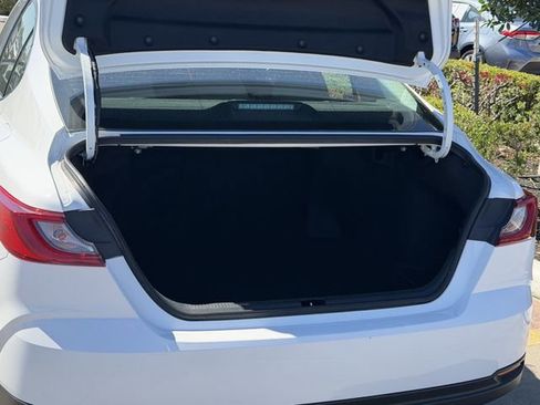 Used 2025 Toyota Camry LE image 22