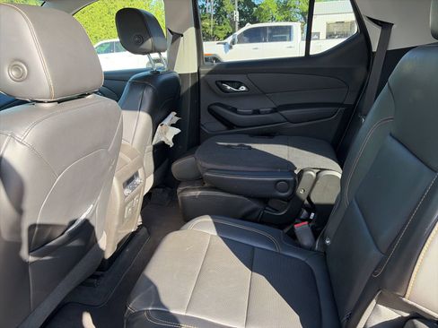 Used 2019 Chevrolet Traverse Premier w/ LPO, Floor Liner Package AWD/4WD image 4