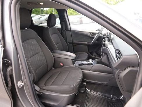 Certified 2025 Ford Escape Active AWD/4WD image 25