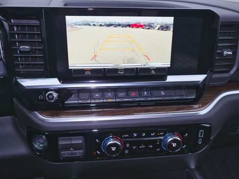 New 2026 GMC Sierra 1500 Elevation image 16