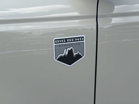 New 2026 Ford Bronco Big Bend w/ Black Diamond Package AWD/4WD image 12