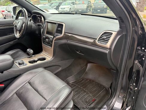 Used 2015 Jeep Grand Cherokee Overland w/ Advanced Technology Group AWD/4WD image 20