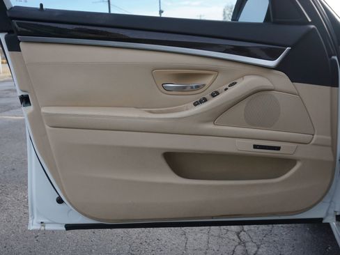 Used 2011 BMW 535i xDrive Sedan image 11