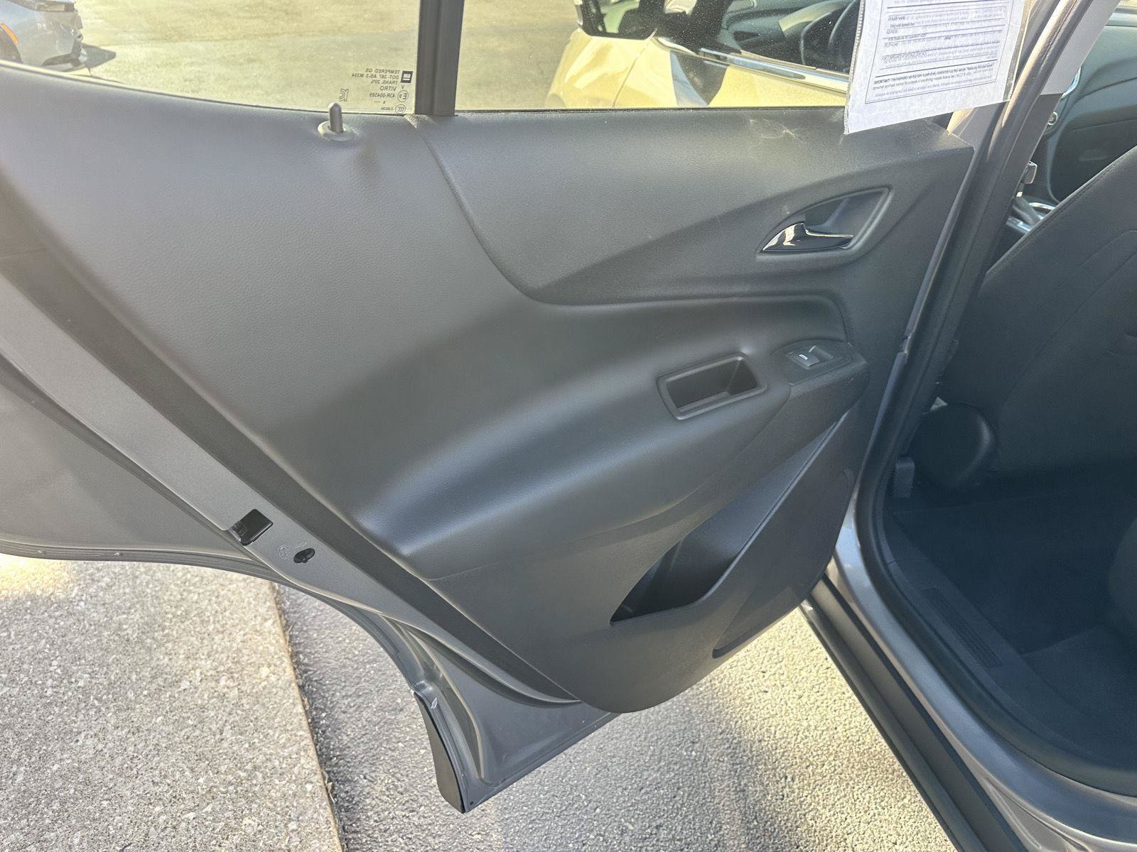 Used 2019 Chevrolet Equinox LT FWD image 18