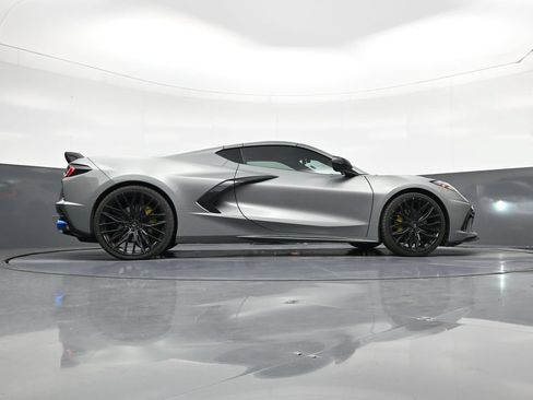 Used 2024 Chevrolet Corvette Stingray Preferred Cpe w/ Z51 Performance Package RWD image 15