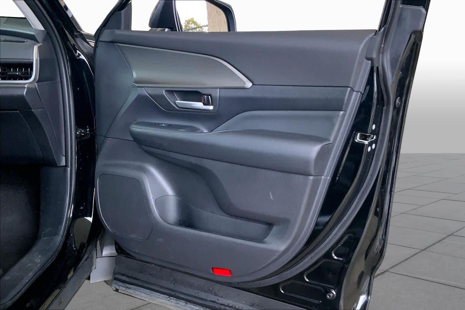 Used 2024 Toyota Grand Highlander FWD image 22
