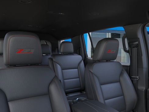 New 2026 Chevrolet Traverse Z71 w/ Enhanced Driving Package image 24