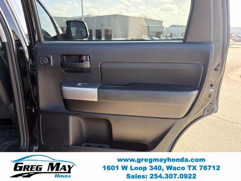 Used 2021 Toyota Sequoia TRD Pro AWD/4WD image 30