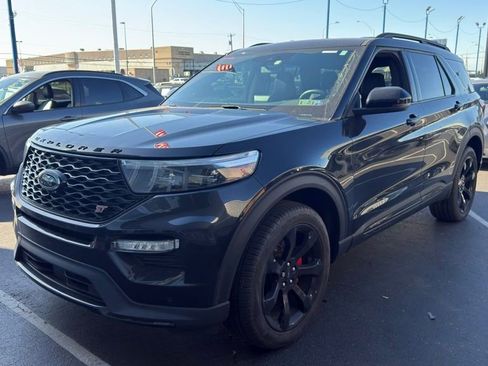 Certified 2024 Ford Explorer ST w/ Equipment Group 401A AWD/4WD image 6
