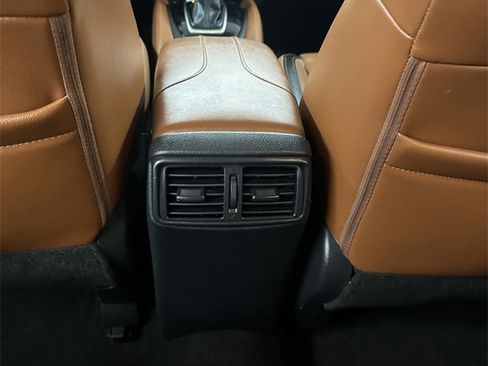 Used 2017 Nissan Rogue SL w/ SL Premium Package image 25