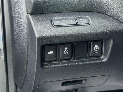Used 2017 Nissan Altima 2.5 SL w/ 2.5 Technology Package image 10
