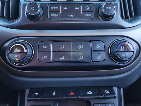 Used 2016 Chevrolet Colorado Z71 image 5