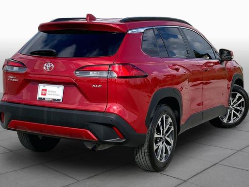 Used 2023 Toyota Corolla Cross XLE FWD image 13