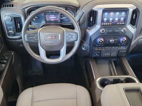 Used 2021 GMC Sierra 1500 SLT image 25