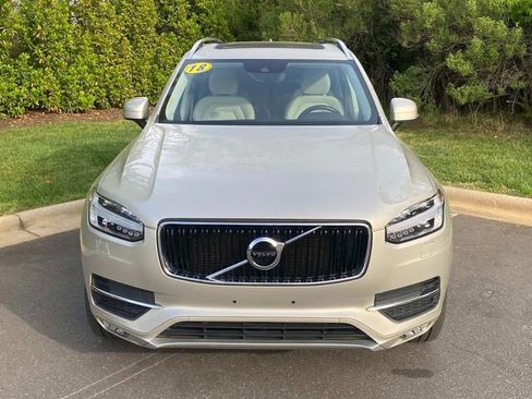Used 2018 Volvo XC90 T6 Momentum w/ Momentum Plus Package image 2