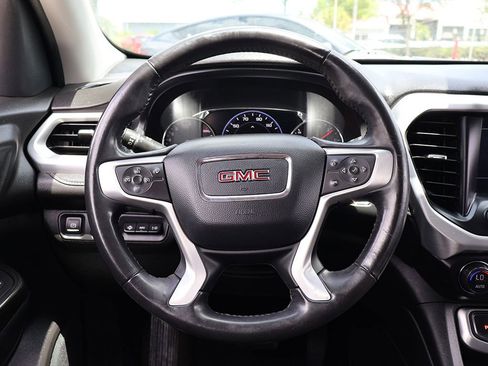 Used 2020 GMC Acadia SLT w/ Driver Alert Package II FWD image 35