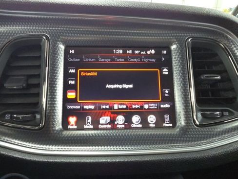 Used 2016 Dodge Challenger SRT Hellcat image 30