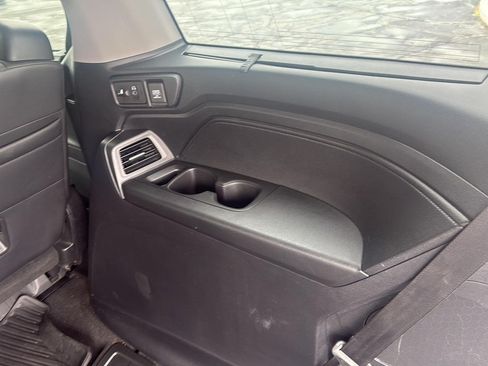 Used 2024 Honda Odyssey Touring image 12