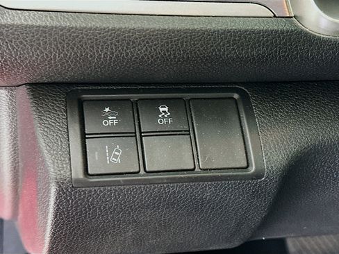 Used 2017 Honda Civic EX-L image 16