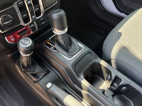 Used 2026 Jeep Gladiator Sport AWD/4WD image 50