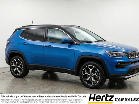 Used 2025 Jeep Compass Limited image 1