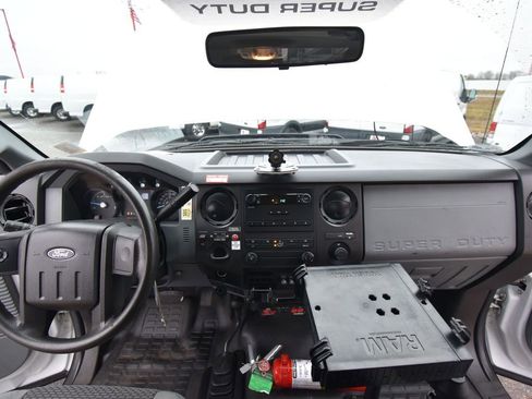 Used 2011 Ford F450 XL w/ PWR Equipment Group image 40