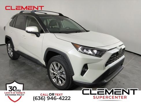 Used 2021 Toyota RAV4 XLE Premium FWD image 1