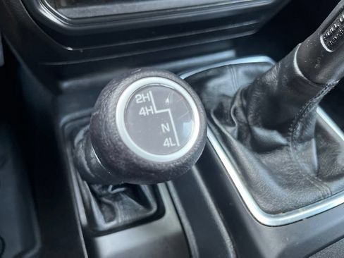 Used 2023 Jeep Wrangler Unlimited Sport AWD/4WD image 37