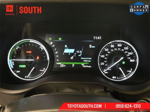 Used 2024 Toyota Sienna Platinum image 12