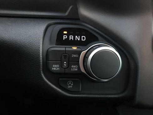 New 2026 RAM 1500 Express AWD/4WD image 15