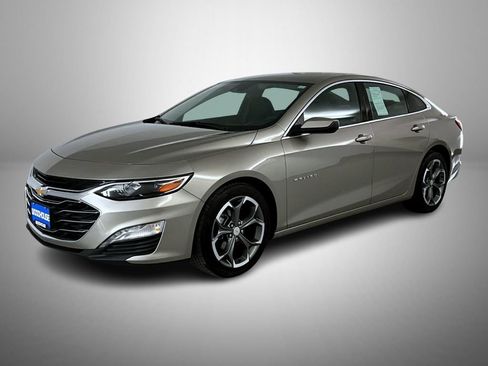 Used 2024 Chevrolet Malibu LT image 1