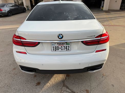 Used 2018 BMW 740i image 6