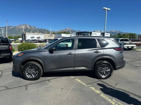 Used 2026 Nissan Rogue SV AWD/4WD image 7