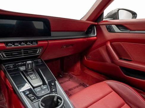 Used 2021 Porsche 911 Carrera S image 36