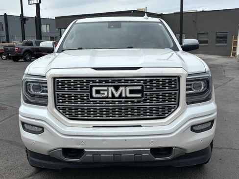 Used 2017 GMC Sierra 1500 Denali image 2