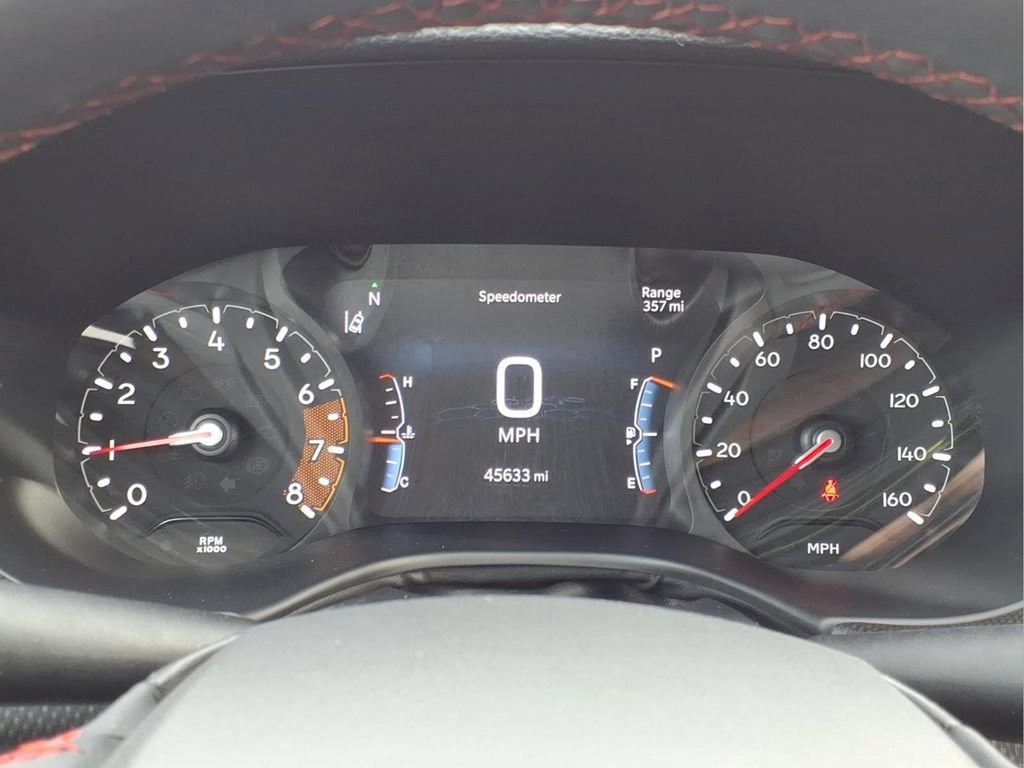 Used 2025 Jeep Compass Trailhawk AWD/4WD image 18