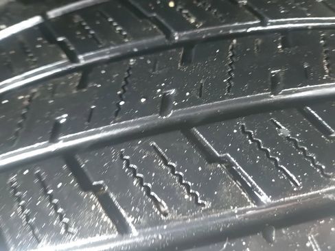 Used 2021 Nissan Frontier SV image 24