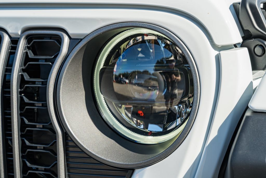 New 2027 Jeep Gladiator Mojave AWD/4WD image 11
