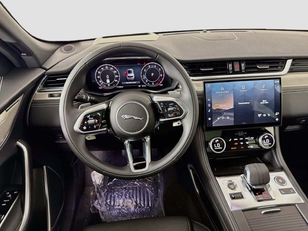 New 2026 Jaguar F-PACE R-Dynamic S AWD/4WD image 24