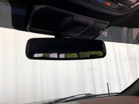 Used 2023 Ford F150 Lariat AWD/4WD image 17
