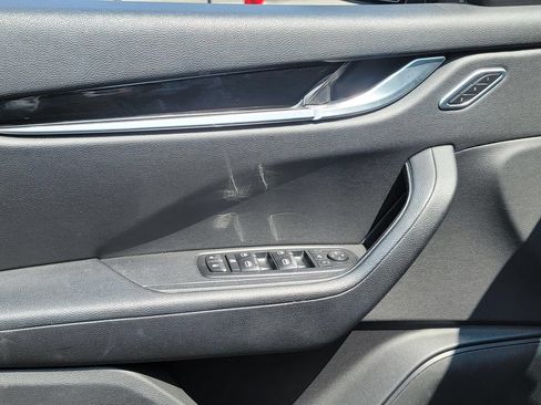 Used 2018 Maserati Levante AWD/4WD image 10
