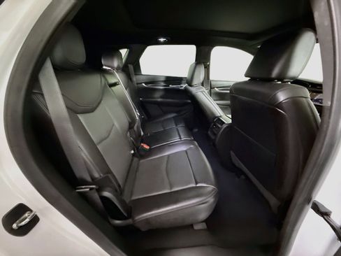 Used 2024 Cadillac XT5 Premium Luxury FWD image 27