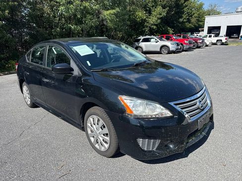 Used 2013 Nissan Sentra SR FWD image 1