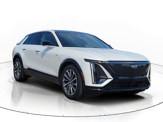 Used 2024 Cadillac Lyriq Sport w/ LPO, Floor Liner Package AWD/4WD image 2