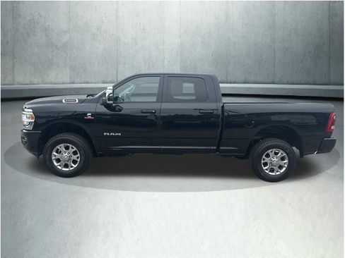 Used 2024 RAM 2500 Laramie w/ Safety Group AWD/4WD image 2