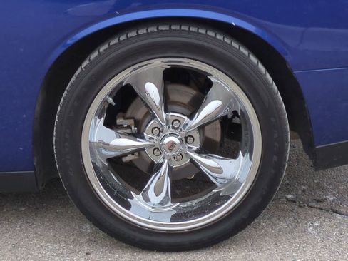 Used 2022 Dodge Challenger R/T w/ Driver Convenience Group image 14