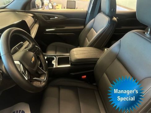 Certified 2026 Chevrolet Traverse LT AWD/4WD image 24