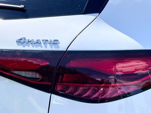 New 2026 Mercedes-Benz GLC 300 4MATIC image 16